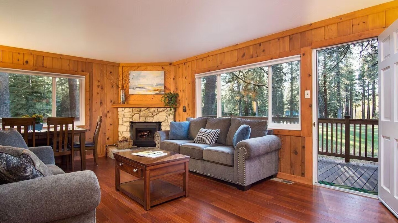 Photo of Livingroom in Kings Beach