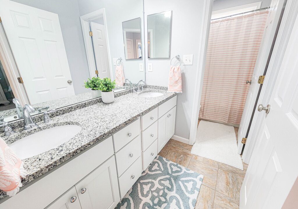 Photo of Bathroom in Bay Ridge