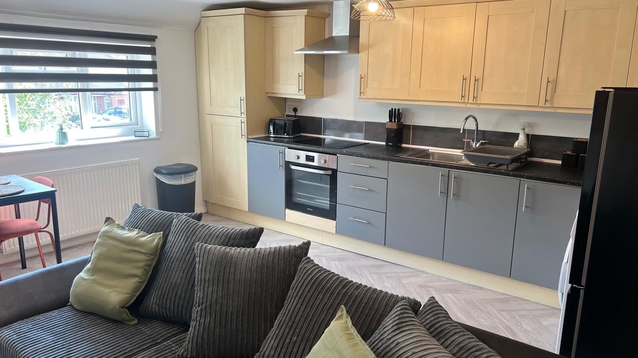 Photo of Bedroom in Horley