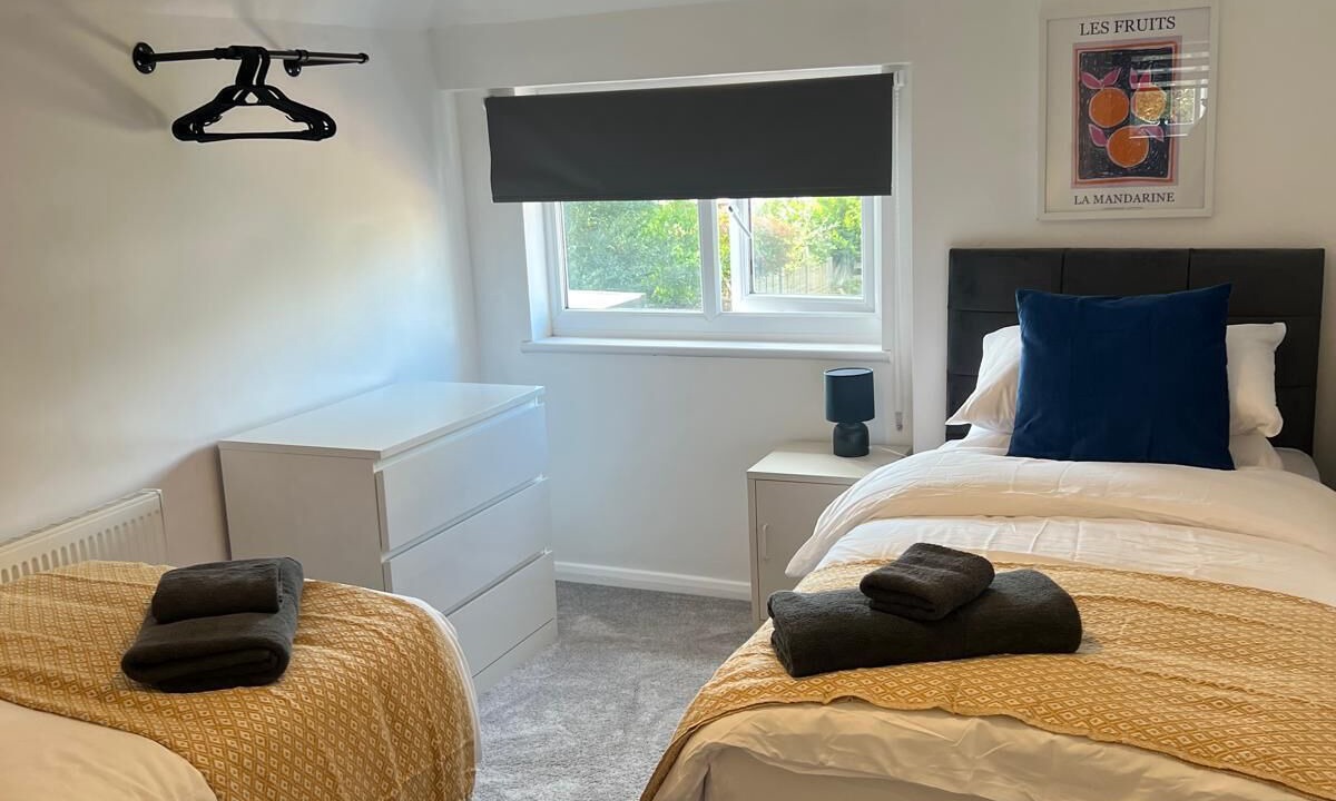 Photo of Others in Horley