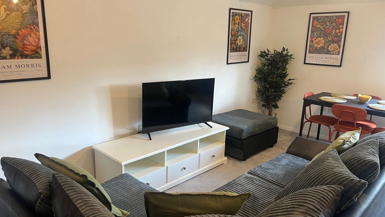 Photo of Bedroom in Horley