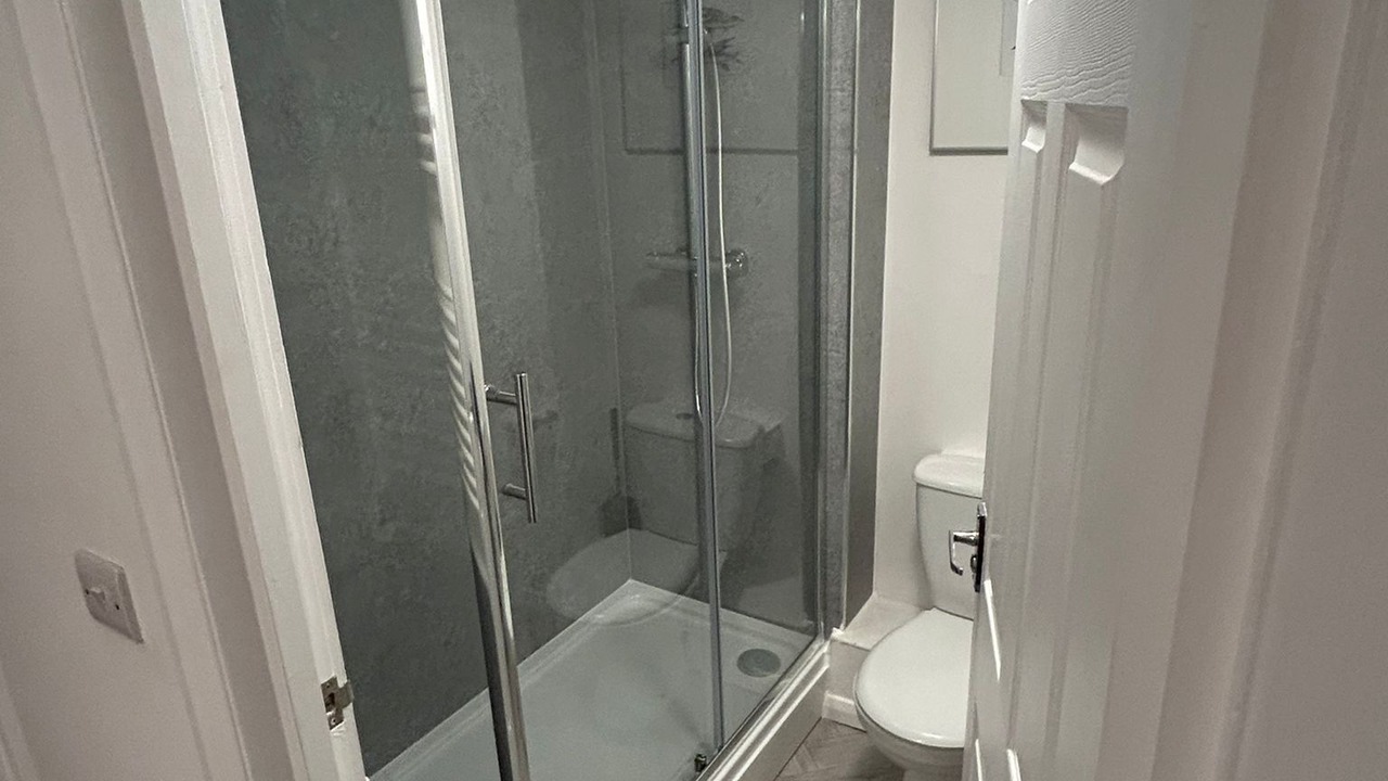 Photo of Bathroom in Horley