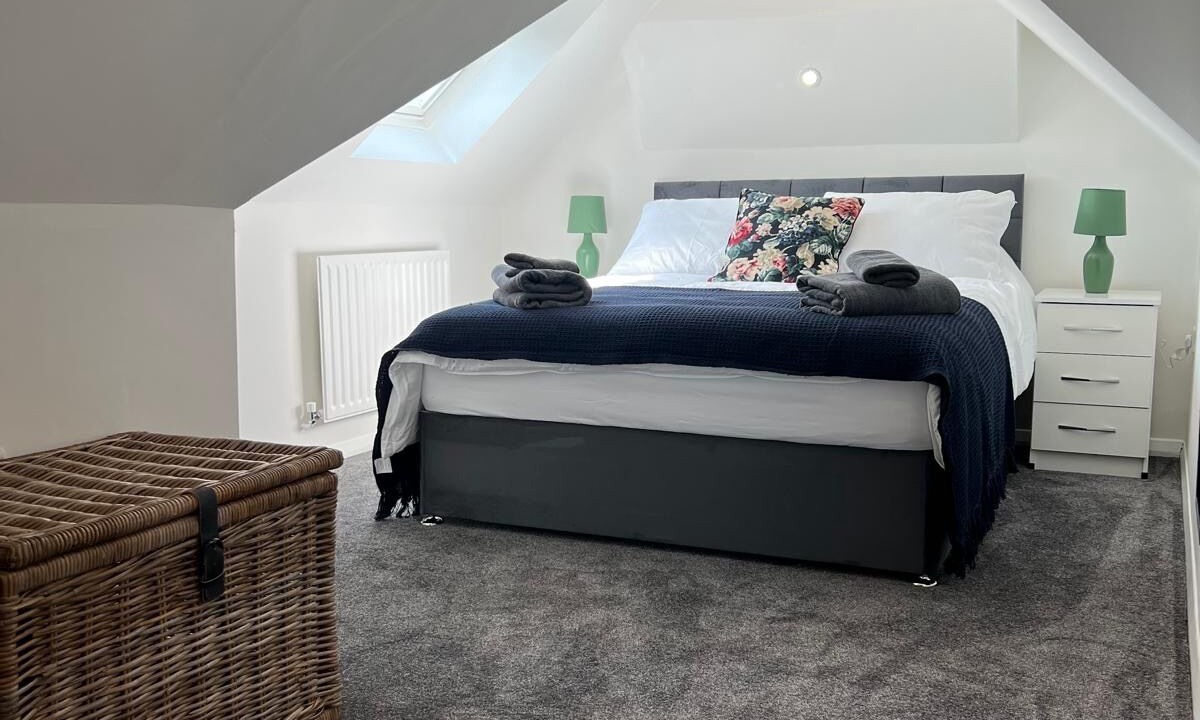 Photo of Others in Horley