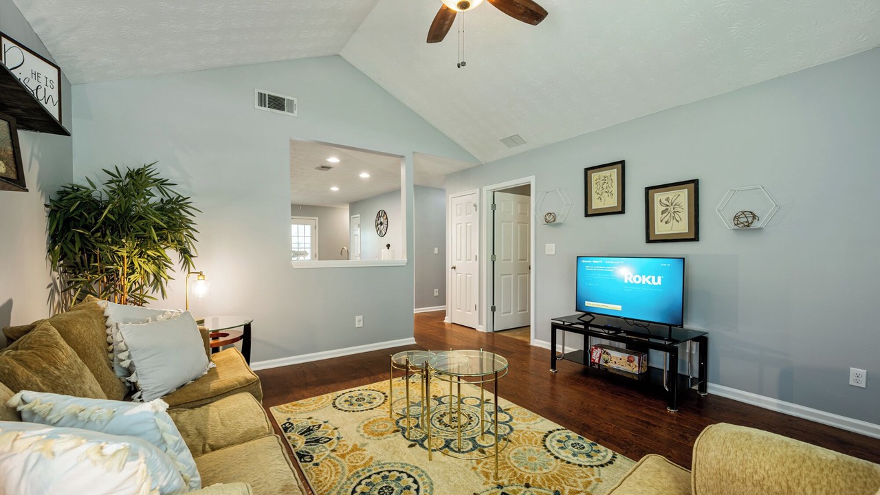 Photo of Livingroom in Emerson