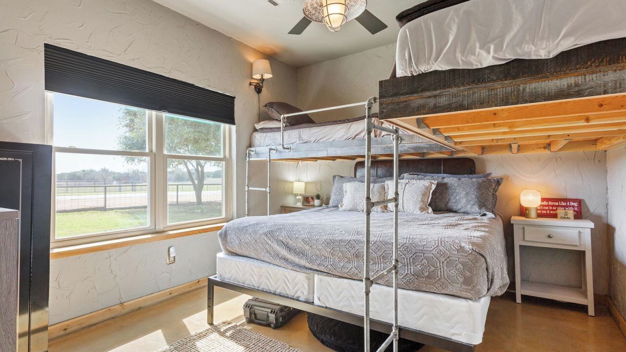 Photo of Bedroom in China Spring