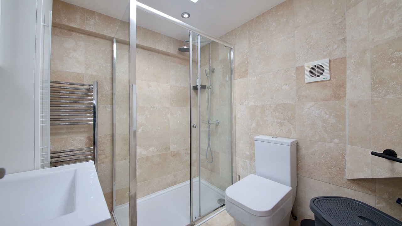 Photo of Bathroom in Bowes