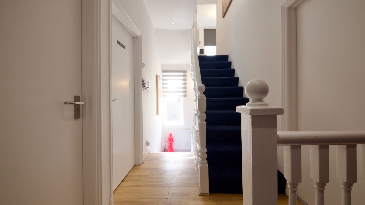 Photo of Others in Bowes