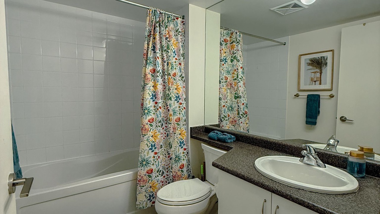 Photo of Bathroom in Fort York