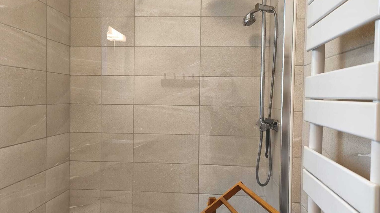 Photo of Bathroom in Baille