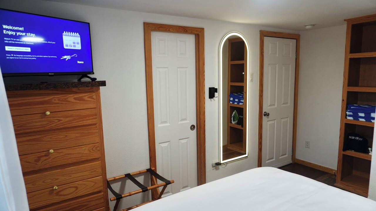 Photo of Bedroom in La Hacienda Estates