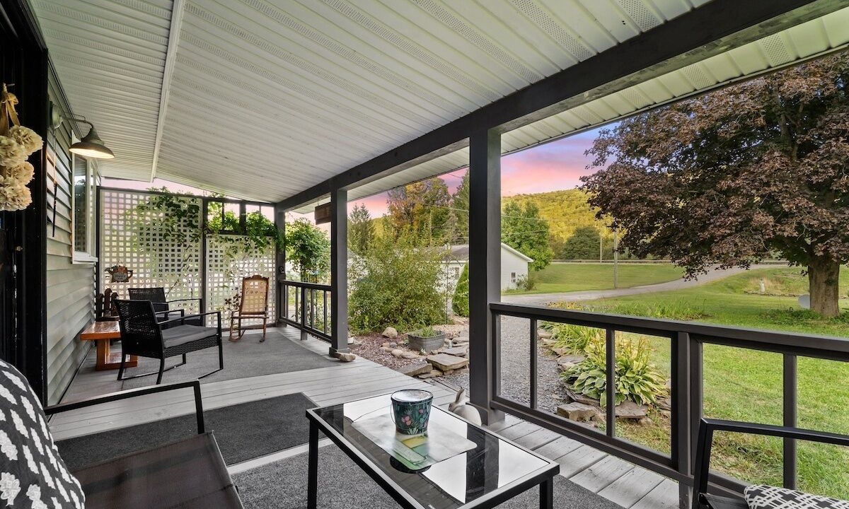 Photo of Patio Balcony in Beaver Dams