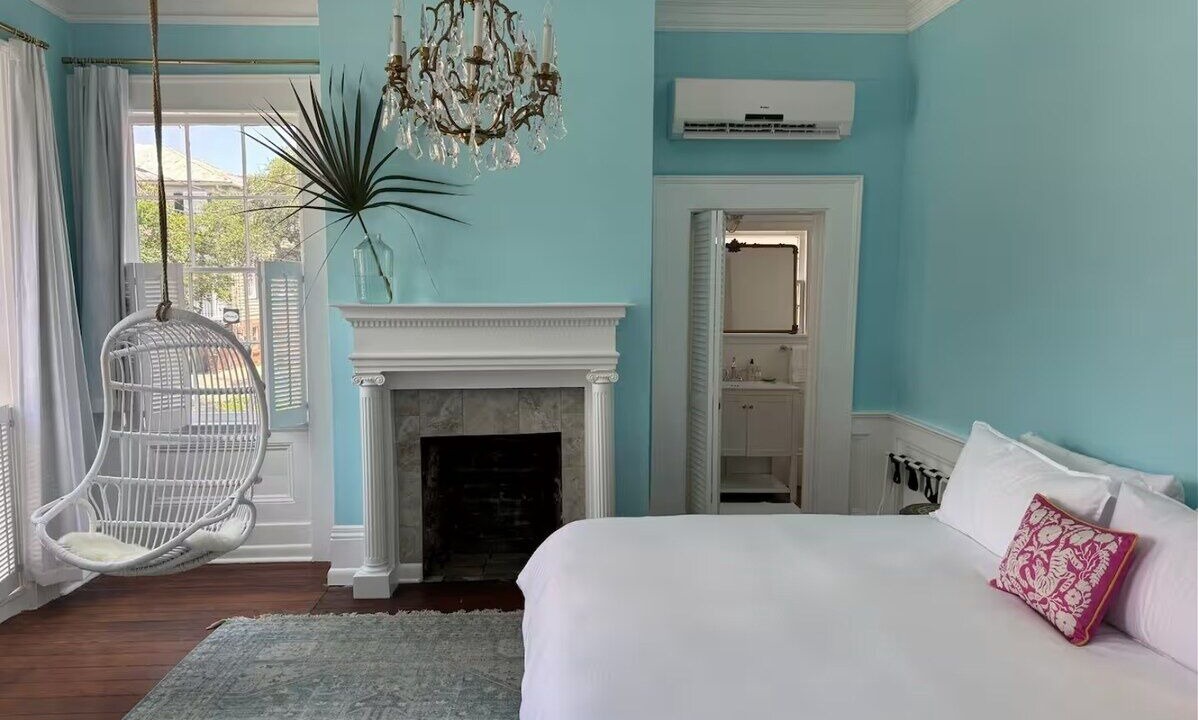 Photo of Bedroom in Historic District - North