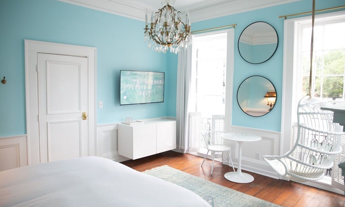 Photo of Bedroom in Historic District - North