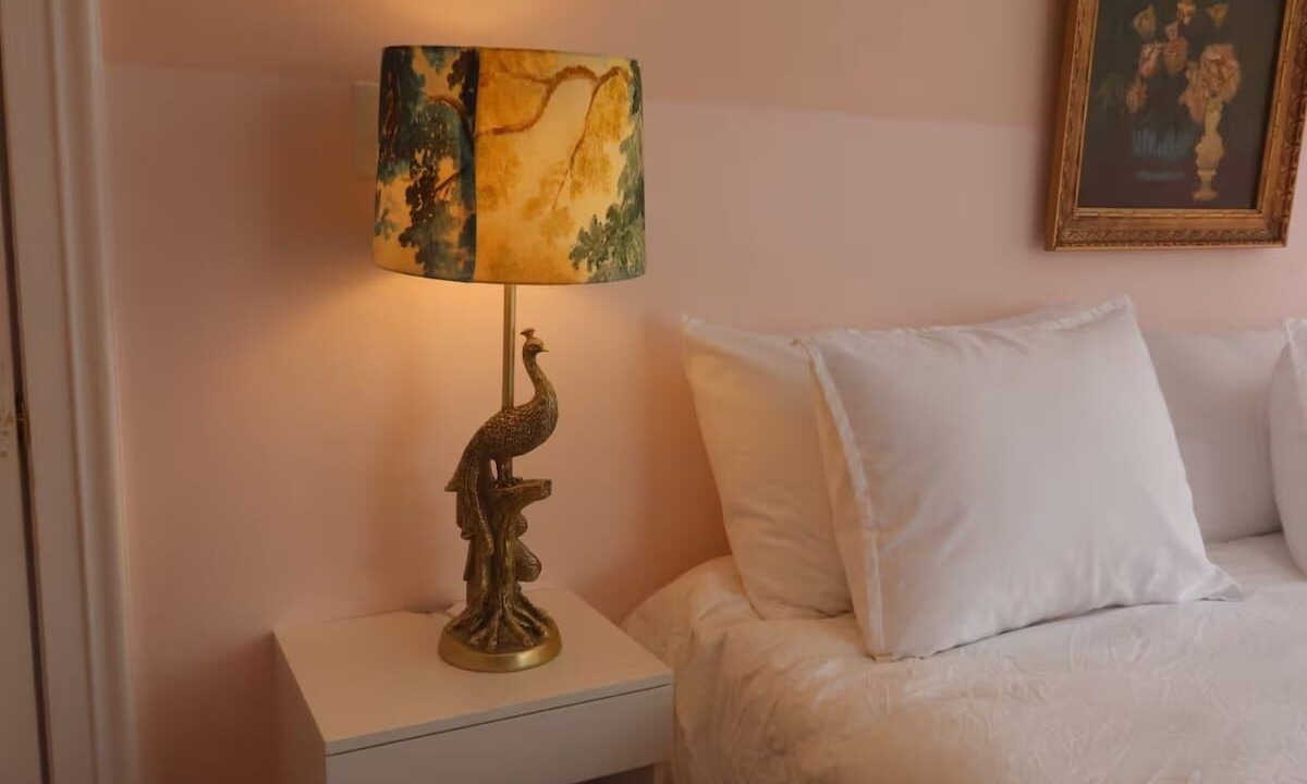 Photo of Bedroom in Historic District - North