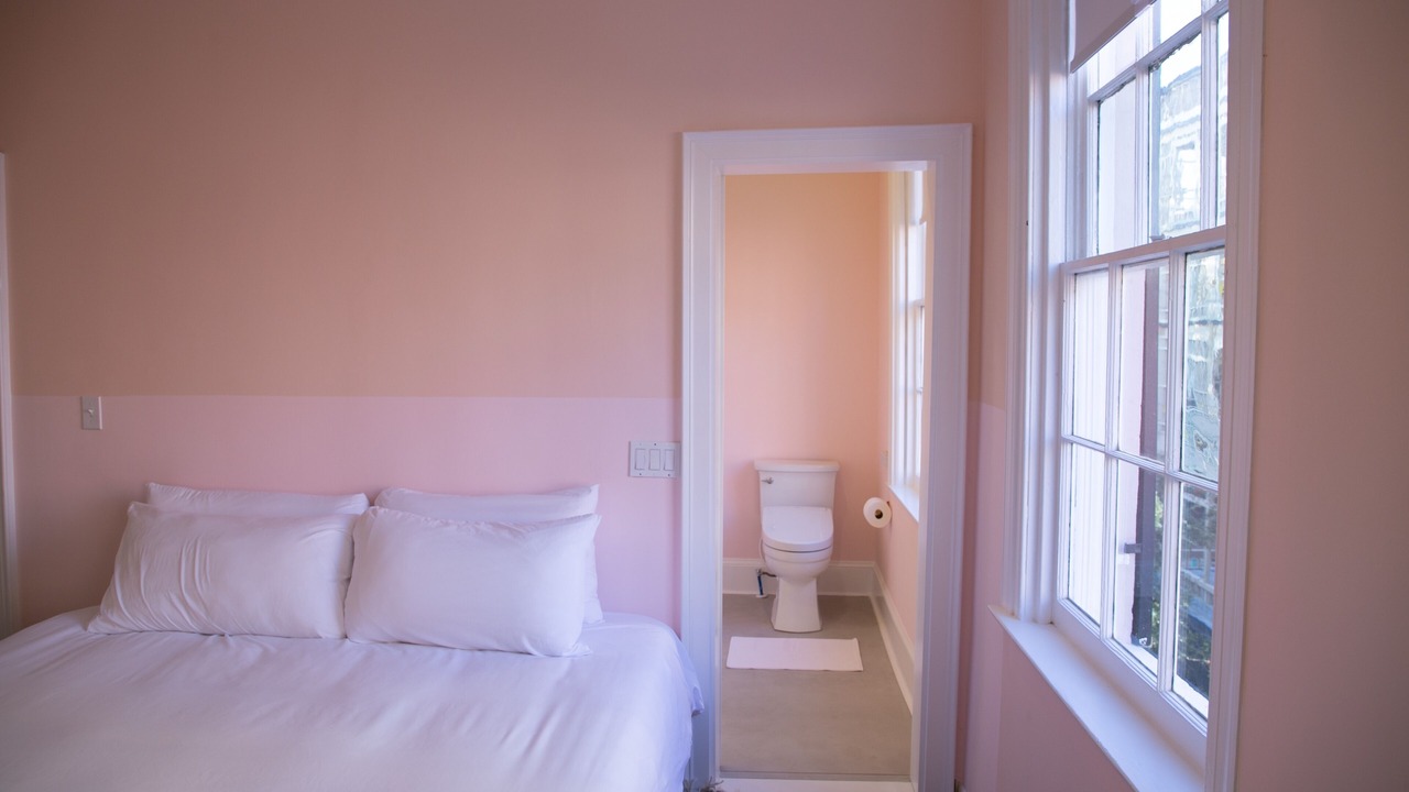 Photo of Bedroom in Historic District - North