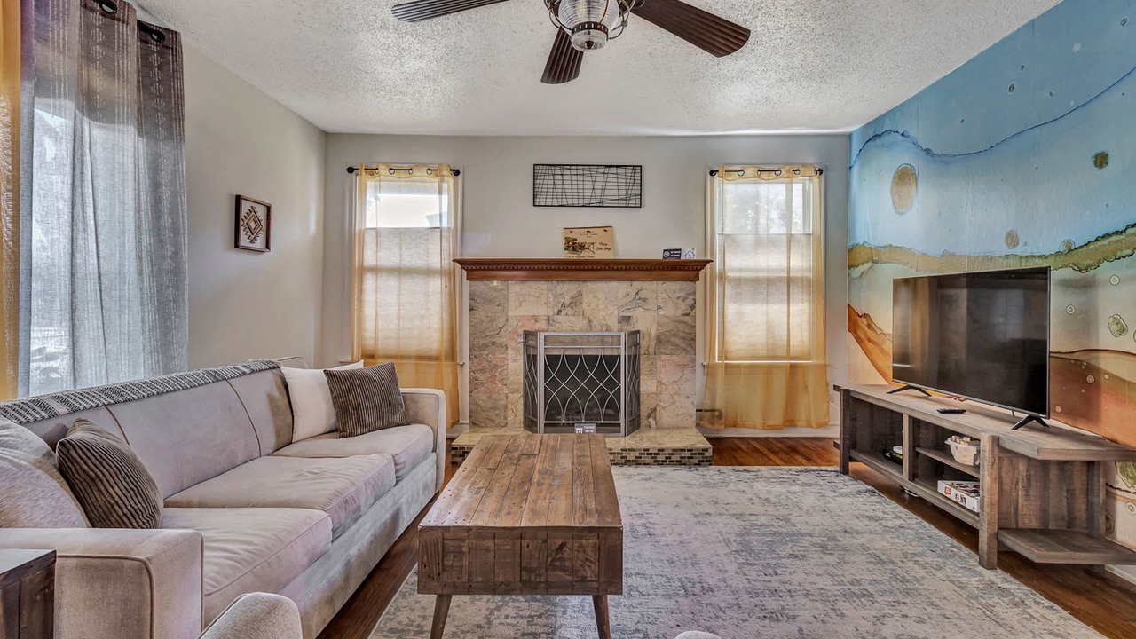 Photo of Livingroom in Jefferson