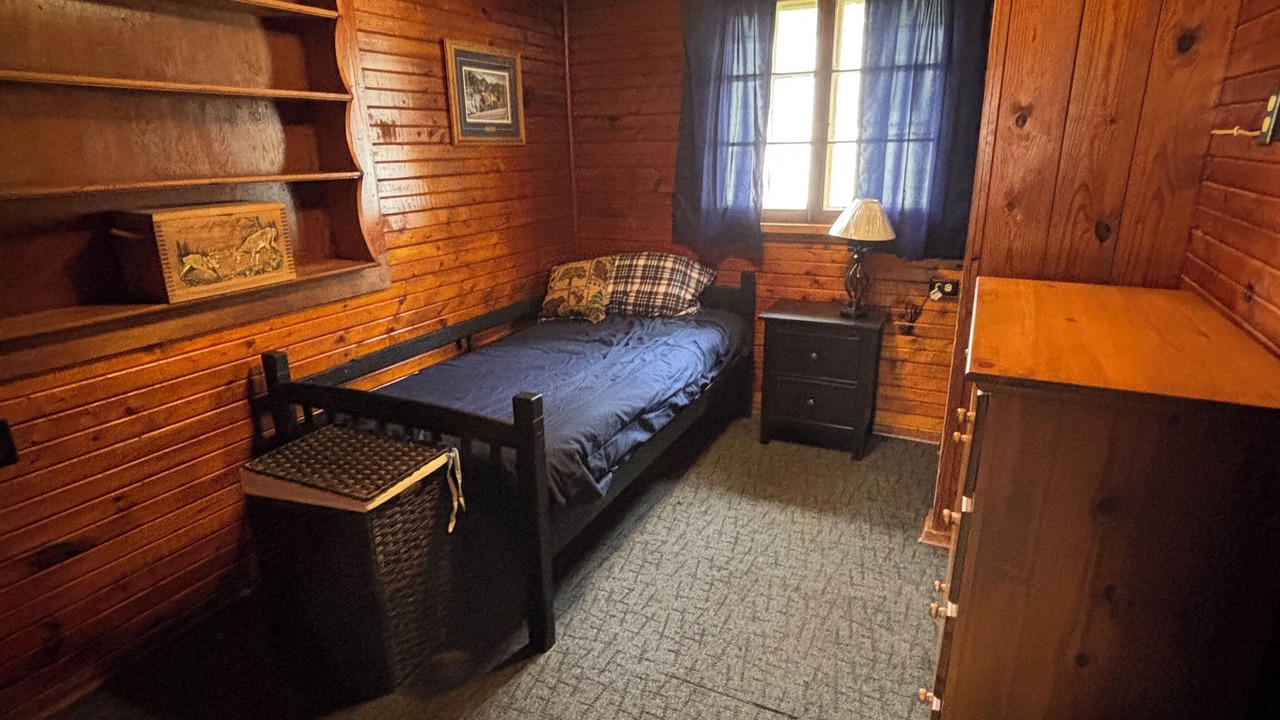 Photo of Bedroom in Milton