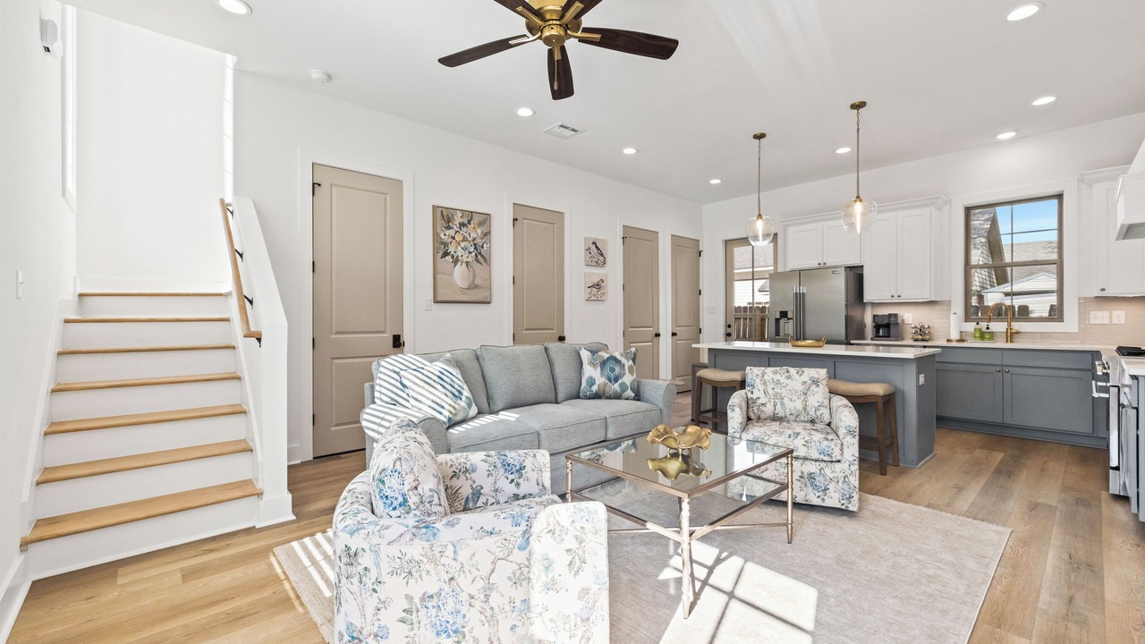 Photo of Livingroom in Lafayette