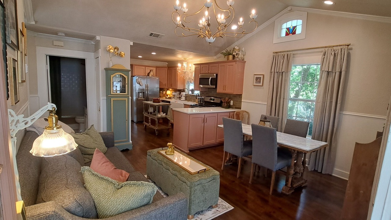 Photo of Livingroom in McKinney