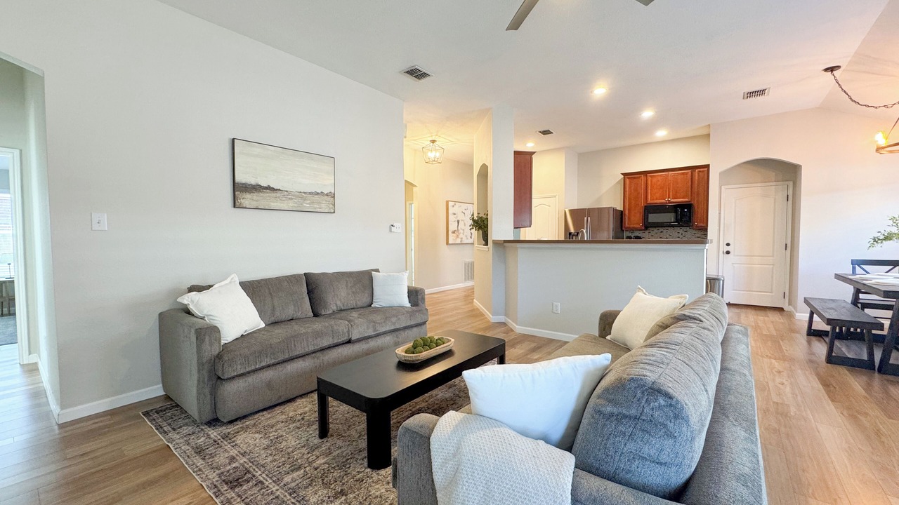 Photo of Livingroom in Keller