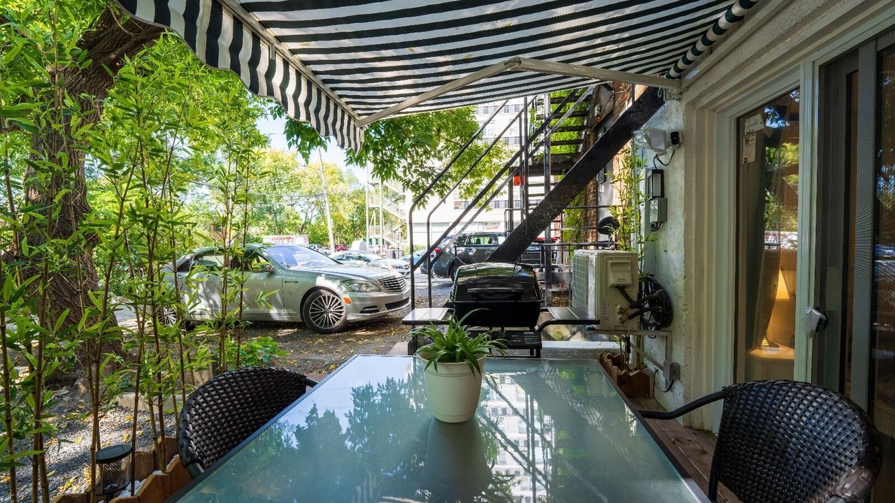 Photo of Outdoor in Cote-Des-Neiges—Notre-Dame-De-Grace