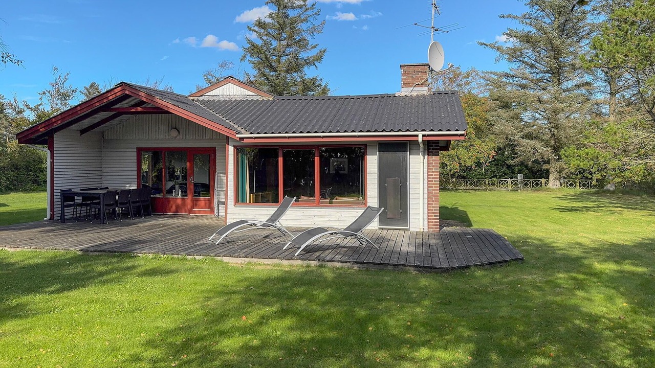 Photo of Others in Skaven Strand