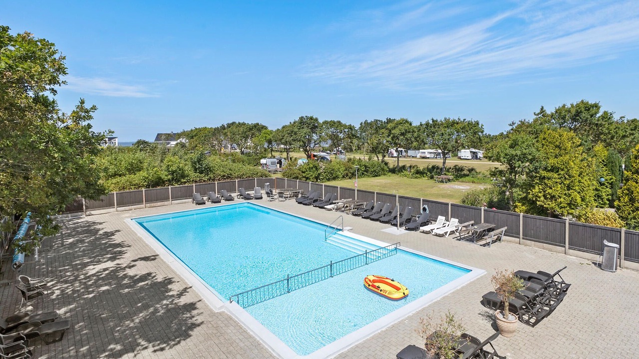 Photo of Others in Skaven Strand