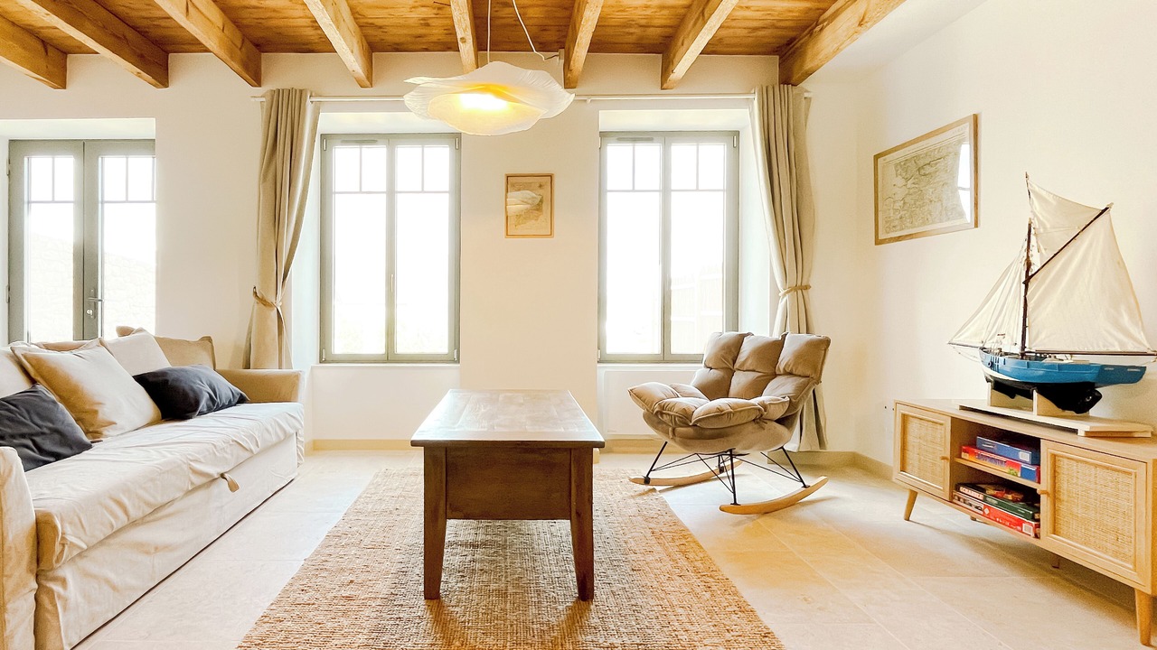 Photo of Livingroom in Saint-Georges-de-Grehaigne