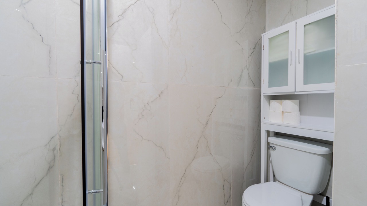 Photo of Bathroom in Cote-Des-Neiges—Notre-Dame-De-Grace