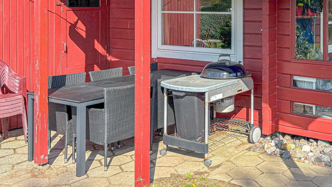 Photo of Others in Arø