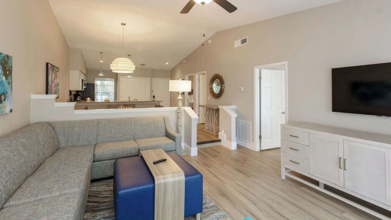 Photo of Livingroom in Orange Lake