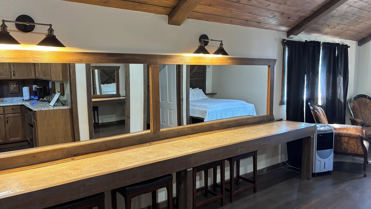 Photo of Bedroom in Lompoc