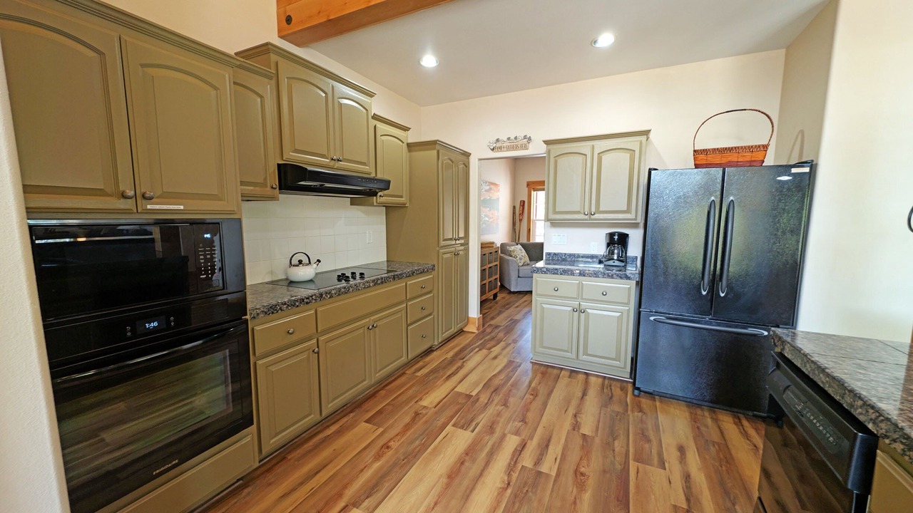 Photo of Kitchen in Three Rivers