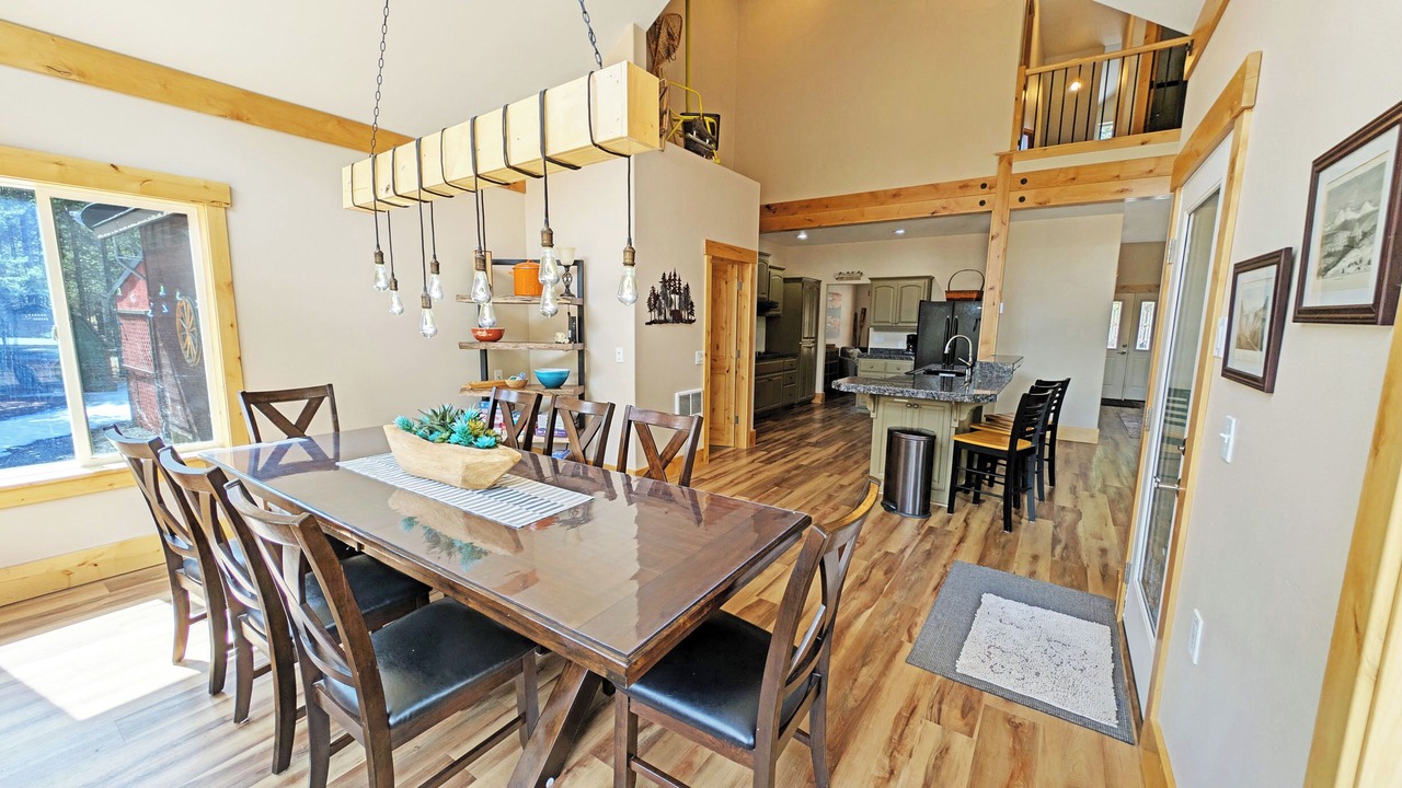 Photo of Bedroom in Three Rivers