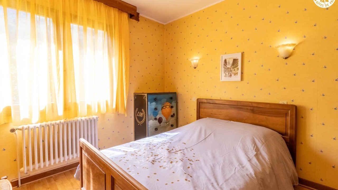 Photo of Bedroom in Queige