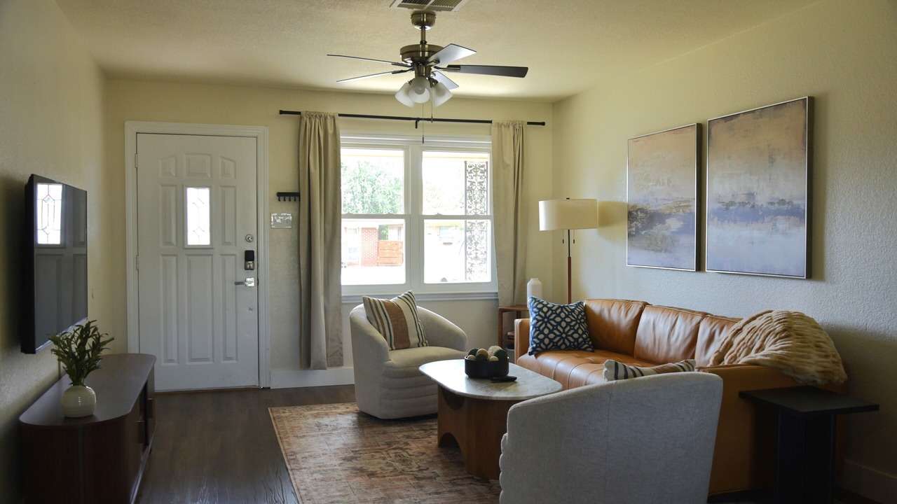 Photo of Livingroom in Temple