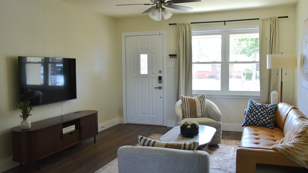 Photo of Livingroom in Temple