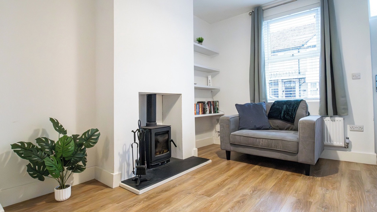 Photo of Livingroom in Longford