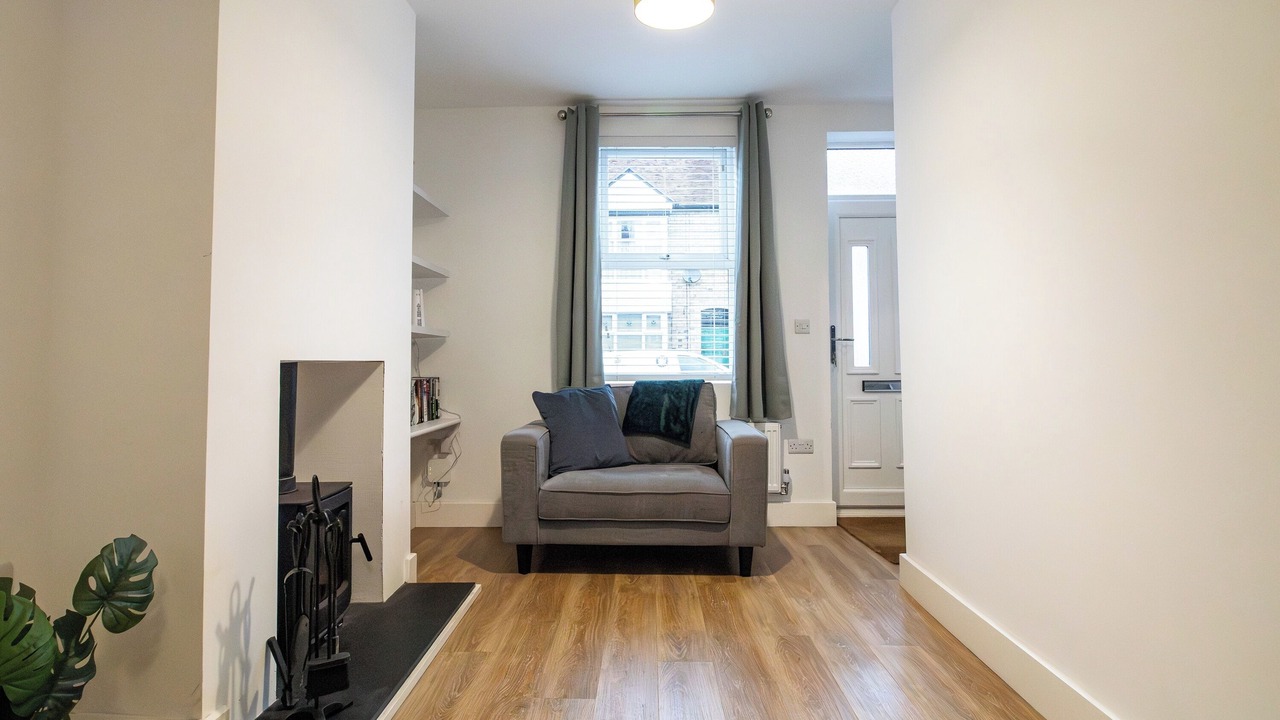 Photo of Livingroom in Longford