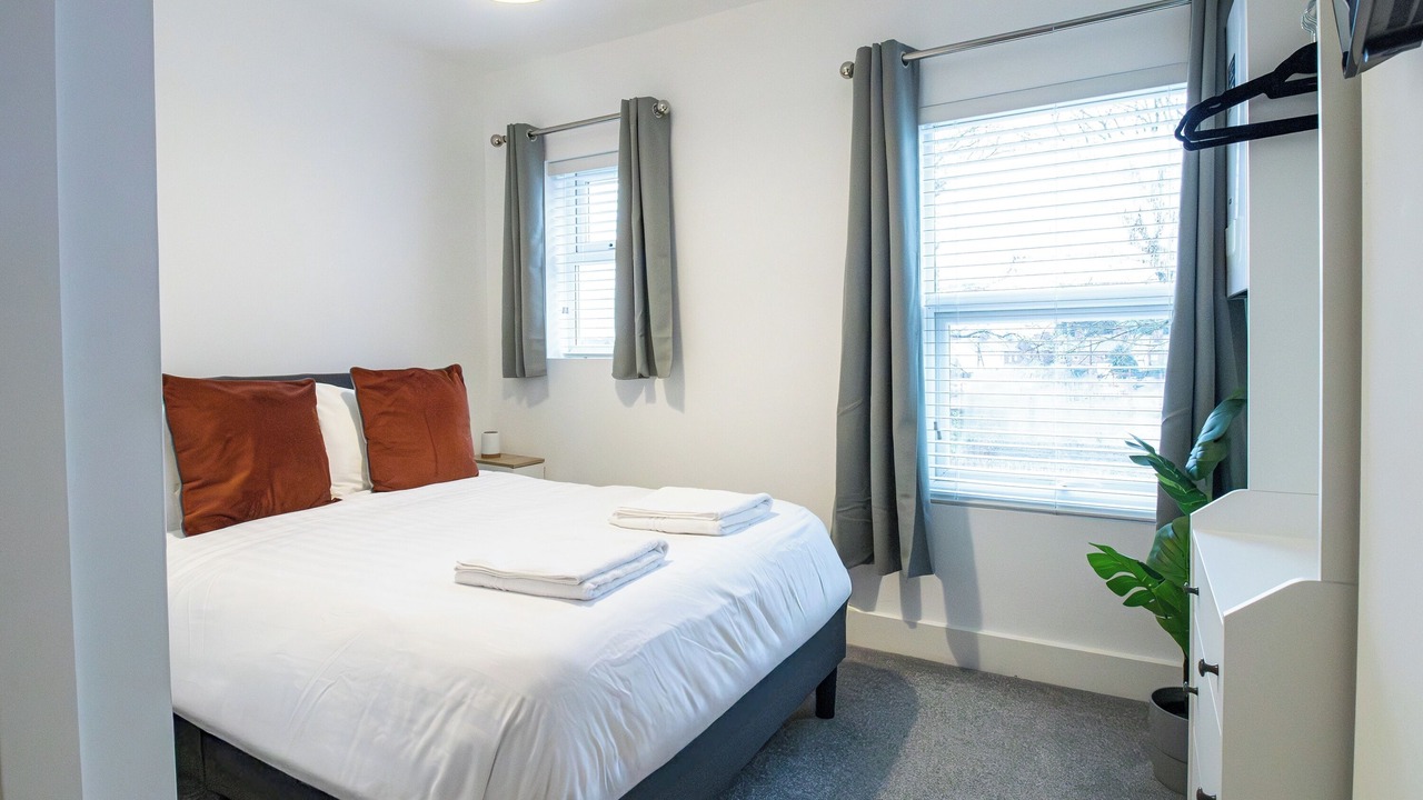 Photo of Bedroom in Longford