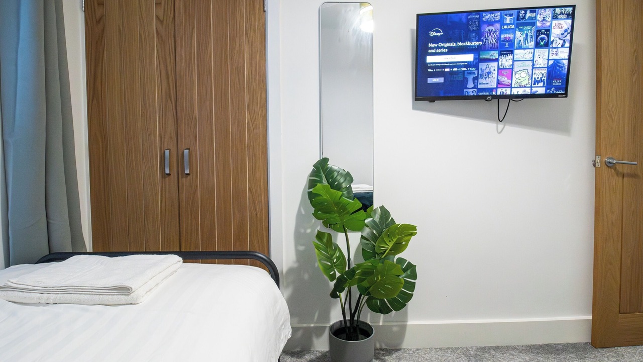 Photo of Bedroom in Longford