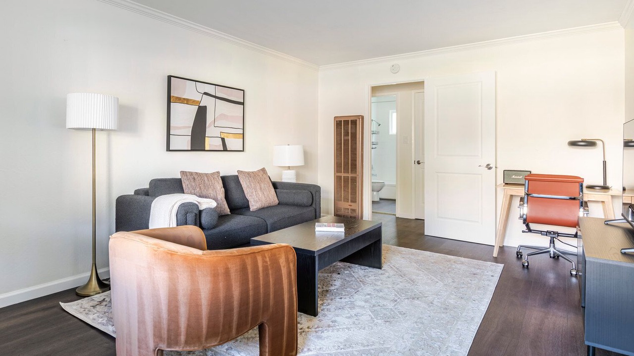 Photo of Livingroom in Mountain View