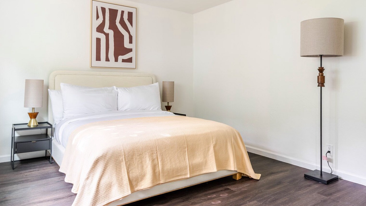 Photo of Bedroom in Mountain View