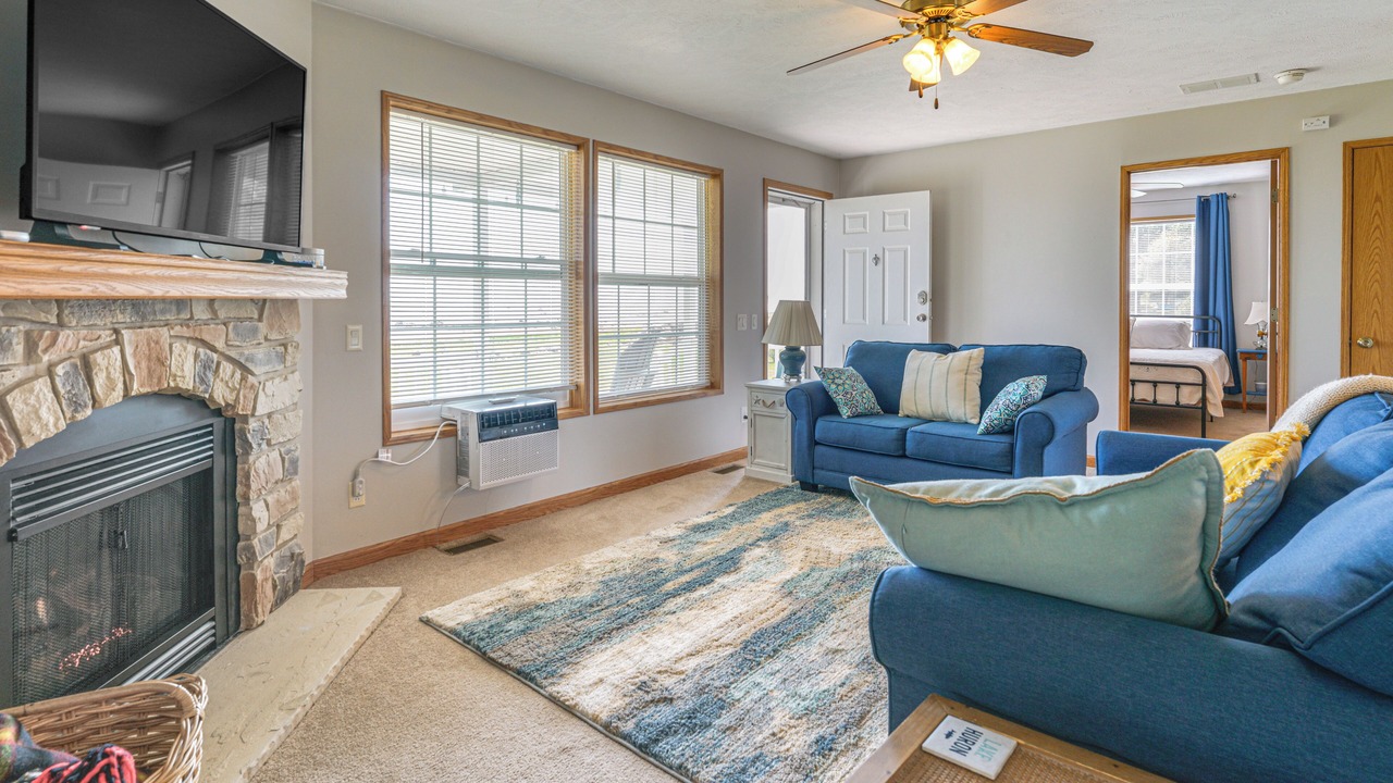 Photo of Livingroom in Harbor Beach