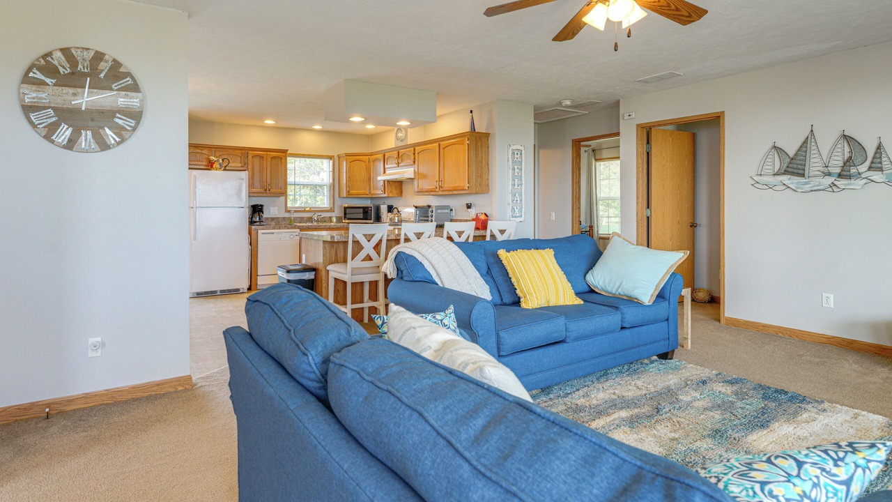 Photo of Livingroom in Harbor Beach