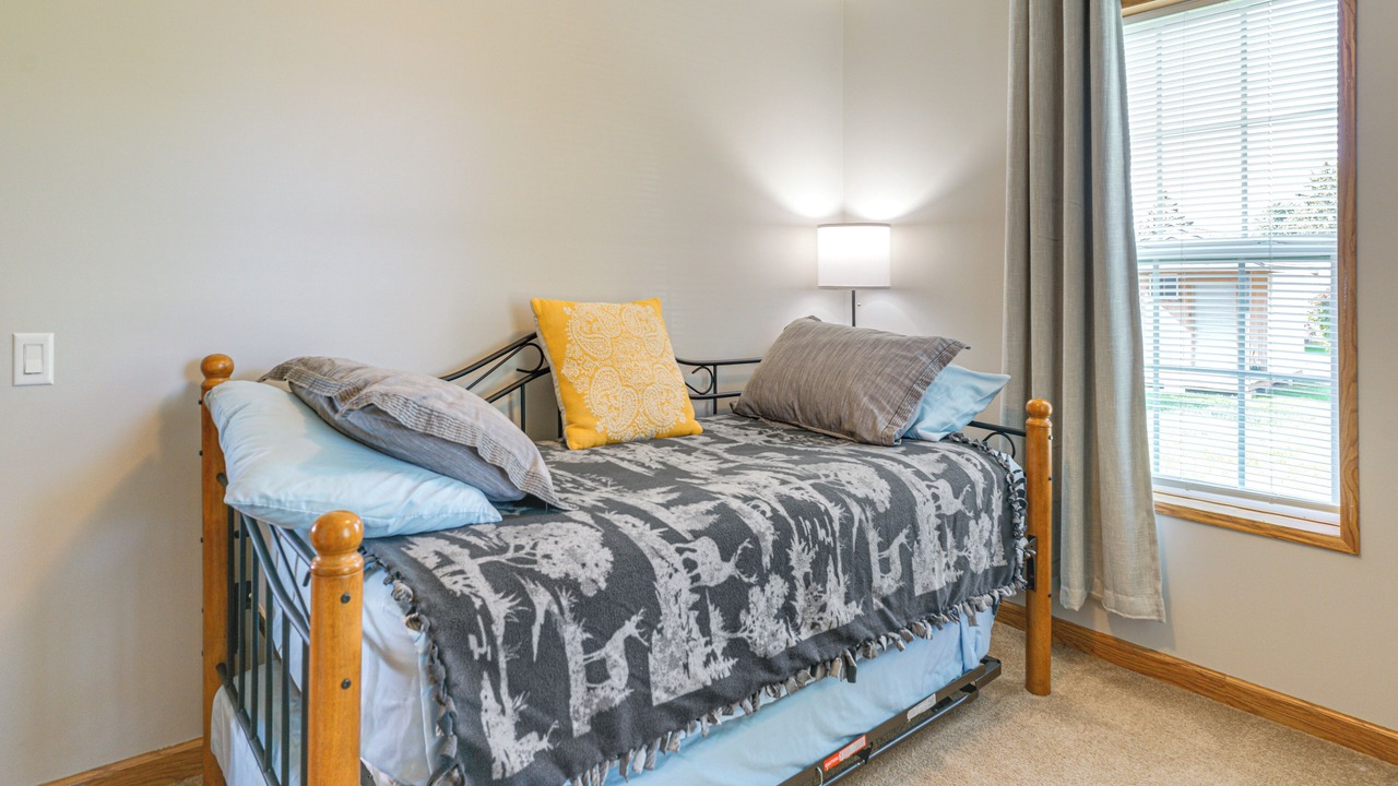 Photo of Bedroom in Harbor Beach