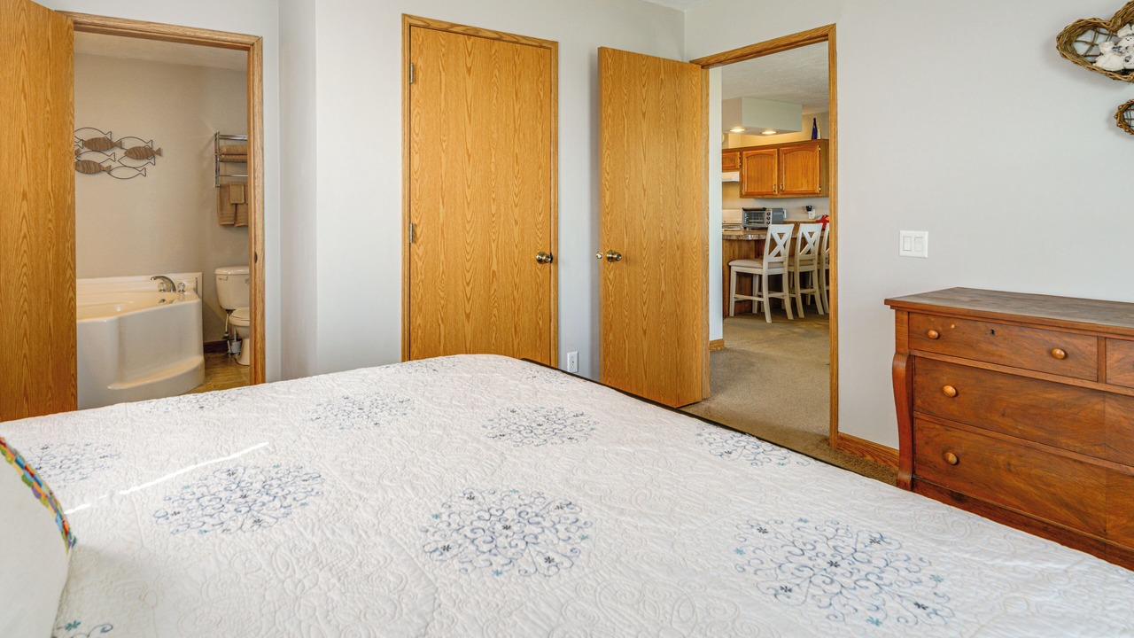 Photo of Bedroom in Harbor Beach