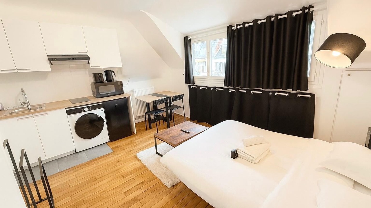 Photo of Bedroom in 16th Arrondissement