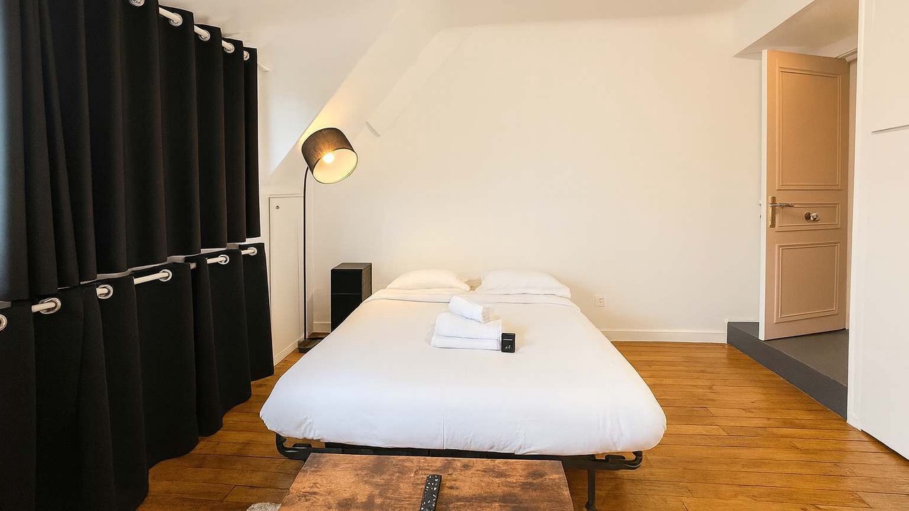 Photo of Bedroom in 16th Arrondissement