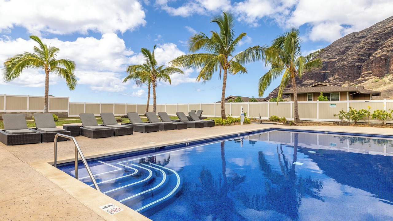 Photo of Outdoor in Makaha Valley